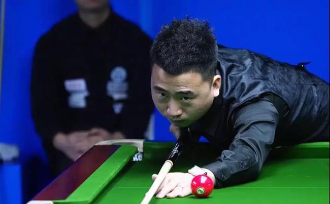 练场上默默 练场上默默