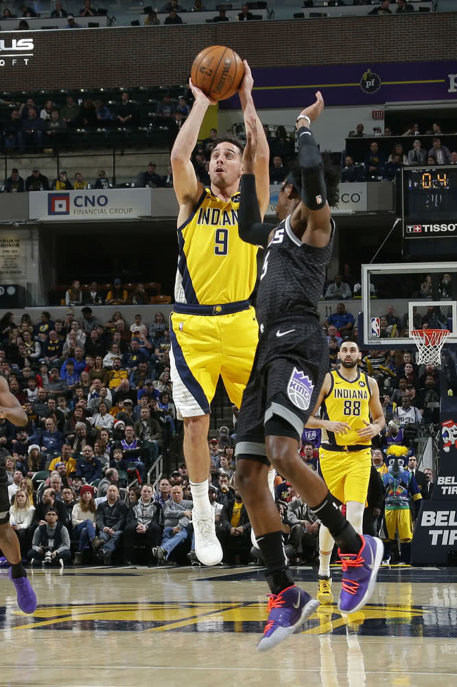 拜尔的加盟 拜尔的加盟